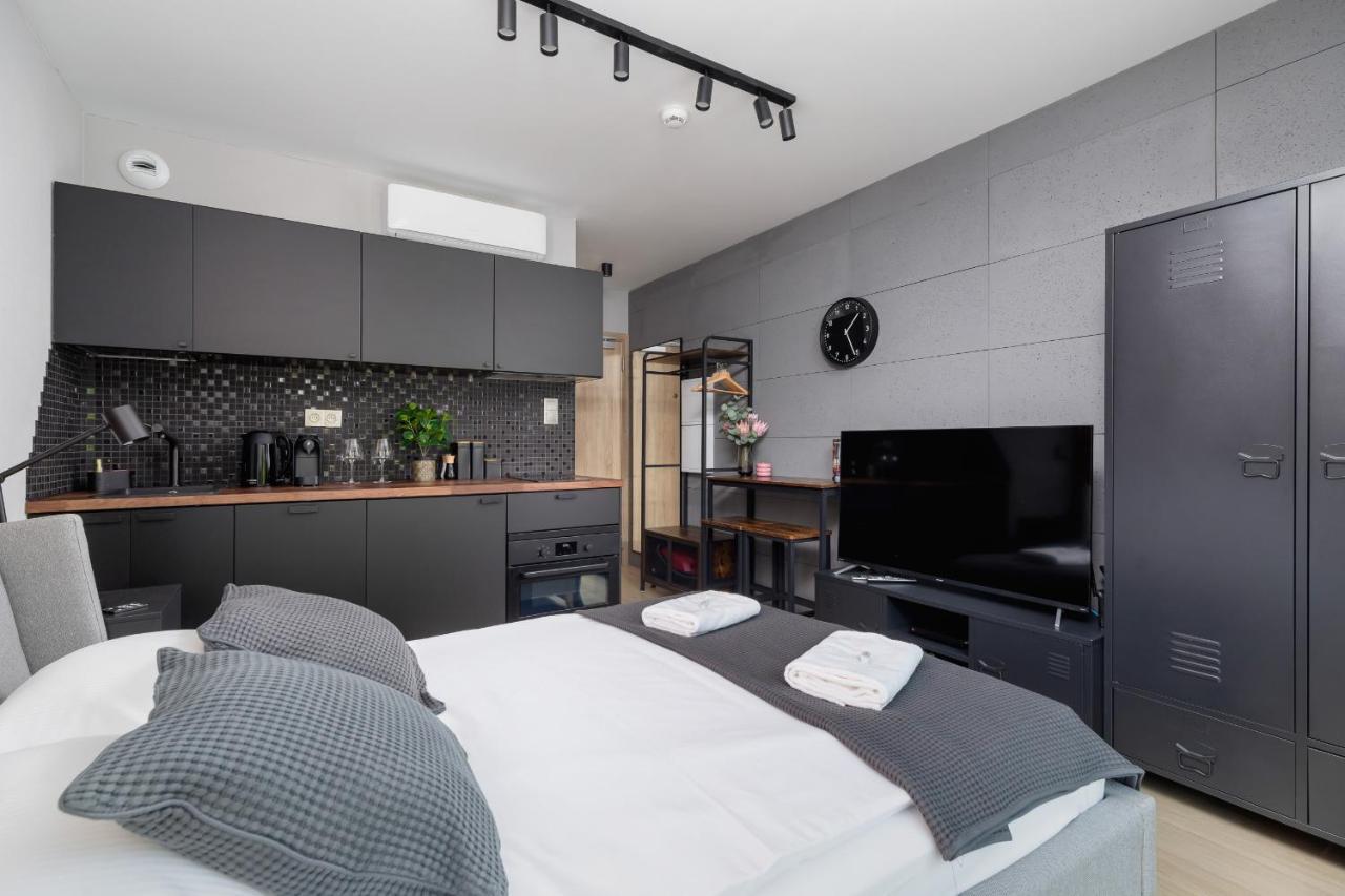 Modern Apartment Srodmiescie Krakow By Noclegi Renters ภายนอก รูปภาพ