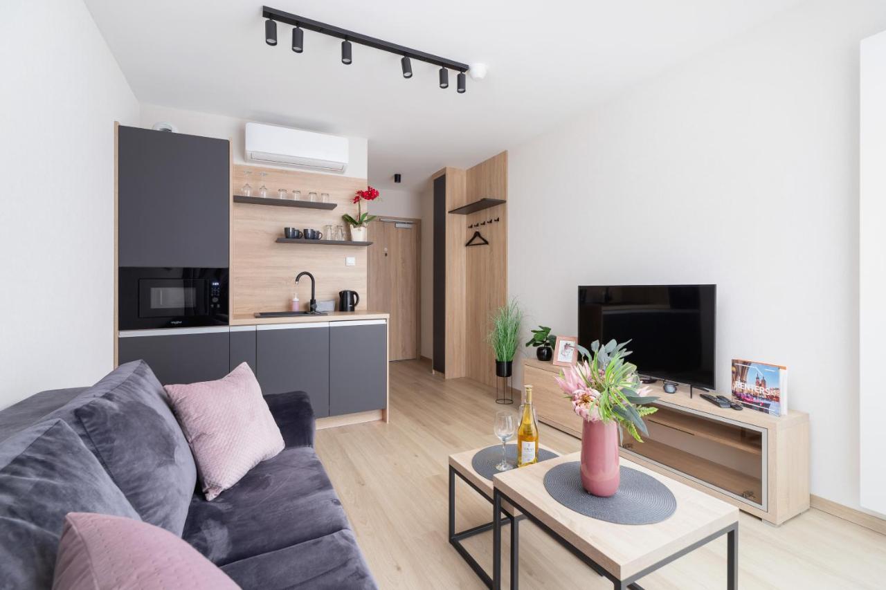 Modern Apartment Srodmiescie Krakow By Noclegi Renters ภายนอก รูปภาพ